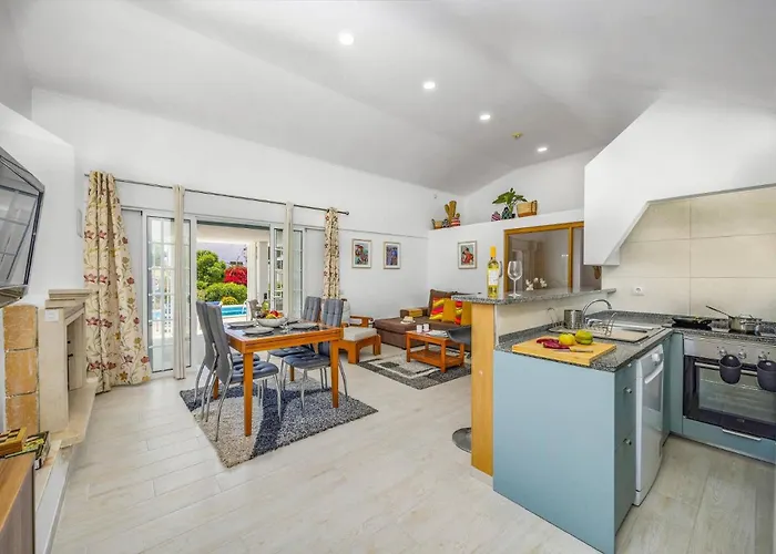 Eliza By * Albufeira